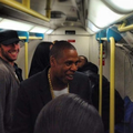Jay Z prend le métro londonien pour se rendre à un concert ... Regardez !