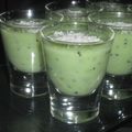 Verrine à la crème de dessert au kiwi, un dessert raffraichissant