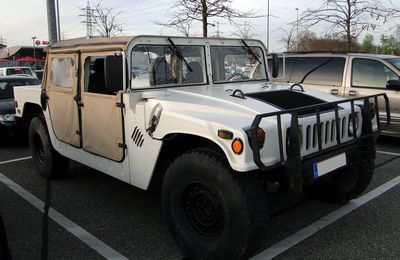 HUMMER H1 .1992 à 2006