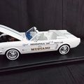 FORD MUSTANG 64 INDY CARS chez Monogramme