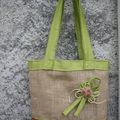 Sac : toile de jute et tissu vert