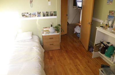 ! Room 3 - 380 dollars all included - furnished - Avalaible May 1 st