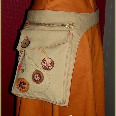 Ceinture- Poches et ronds de cuir