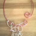 Parure collier et bracelet thème coeur rose / blanc