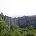 Promenade en haut d'une falaise