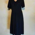 R726 : Petite robe noire 60's T.38