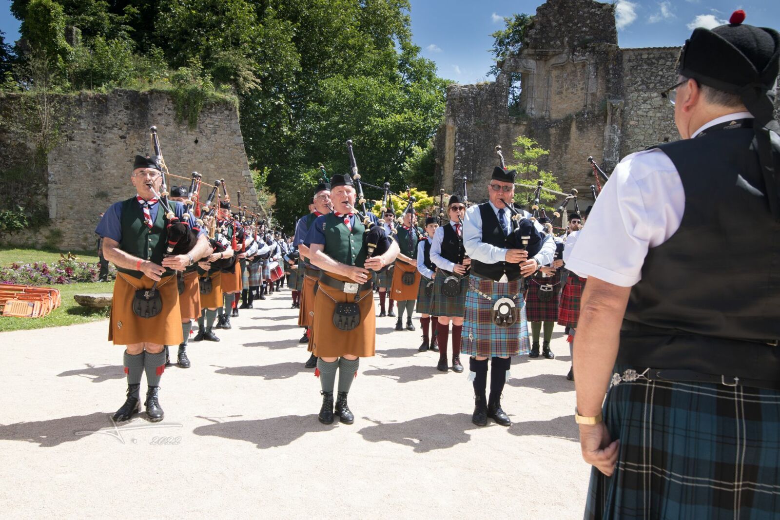 2206-110287_Highland games