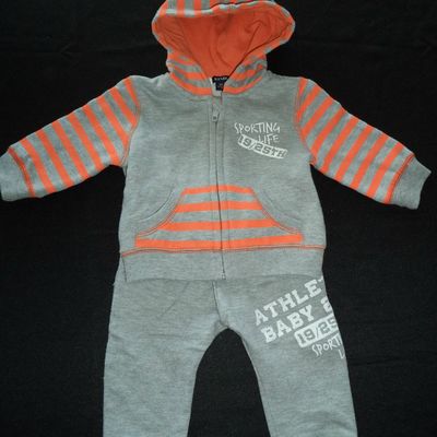 LOT 3 jogging 6 mois