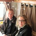 notre cher fournisseur de paille Nicolas Grange de Peyzieux sur Saone, avec sa femme 