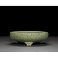 A large longquan celadon tripod basin. Ming dynasty, 15th century