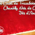 ~~ Bûche : Coulis de Framboises, Chantilly à la Noix de Coco, Dés d'Ananas ! ~~