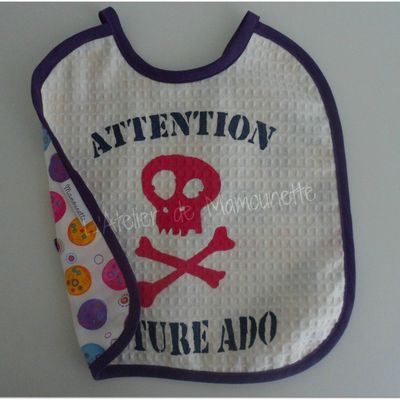 Bavoir tête de mort #4