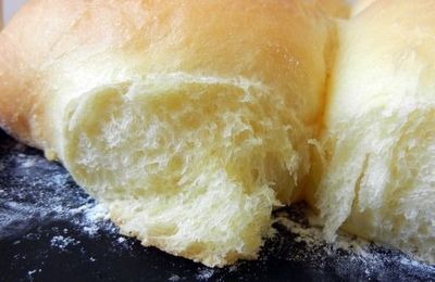 Roll Bread { petit pain moelleux } Version 2
