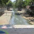 le fleuve séparant la ville blanche(riche) et la ville noire(pauvre) à Pondichéry
