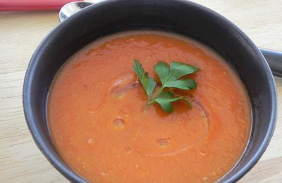 Potage de tomates au fenouil, sans gluten et sans lactose