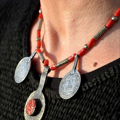 collier corail rouge berbère