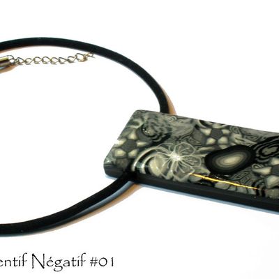 2 petits pendentifs