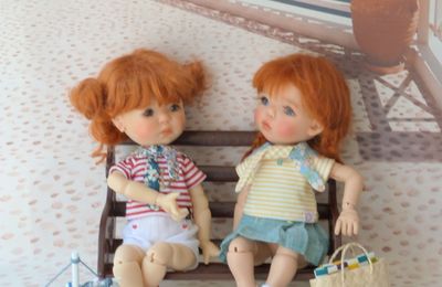 Tessie et Sissi en bord de mer