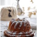 "Kuglof" ou "kougelhopf", brioche alsacienne avec le moule en terre Poterie Beck