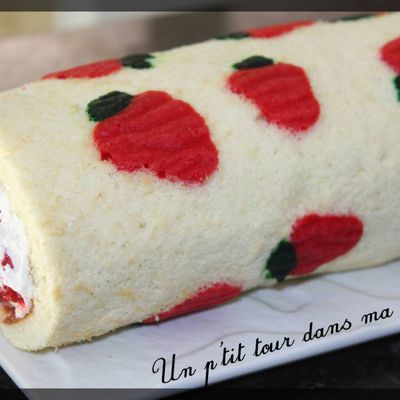 P'tit gâteau roulé chantilly fraises, motif fraises