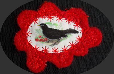 Une broche pour Monique