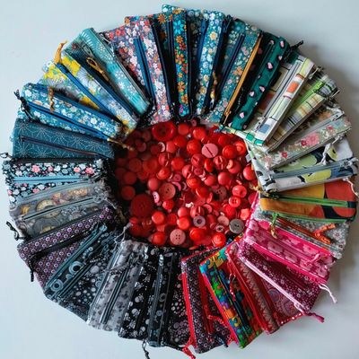 IL Y A TOUJOURS PLEIN DE COULEURS...