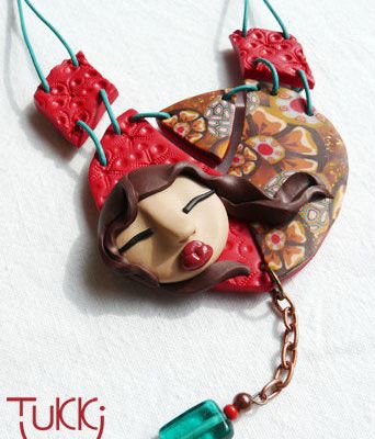 collier avec cordon cuir turquoise 