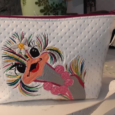 sac et pochette broderie machine