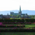 Vue de la cathédrale depuis les jardins de