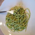 Spaghetti au pesto de roquette