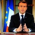 Emmanuel Macron contre "les porte-voix d’une foule haineuse"