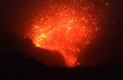 YASUR Nous voila !!! Terrifiant mais tellement fascinant !!! et l'arrivée du cyclone Uesi