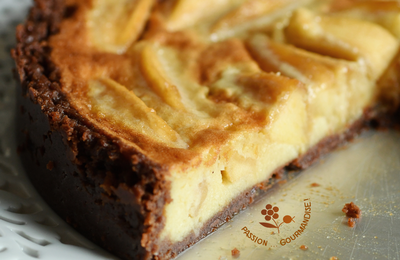 TARTE AUX POMMES NORMANDE, BASE SPÉCULOOS & CHOCOLAT