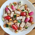 SALADE DE PATES AU TOFU, COURGETTE, NOIX DE CAJOU - SAUCE CITRONNEE AU TAHIN 