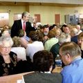 BANQUET DU 3e AGE : LE BONHEUR SIMPLE D'ÊTRE LÁ. ENSEMBLE !