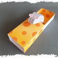 Jouet en papier : le fromage et la souris gourmande
