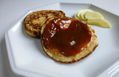 Pancake pomme caramel