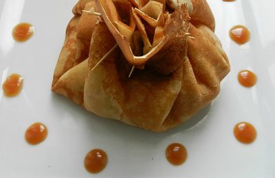 aumônière de crêpe aux poires et au caramel au beurre salé