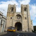 Balade en Tram. le N°28 à LISBOA au PORTUGAL