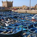 les petits bateaux dans le port d'Essaouira