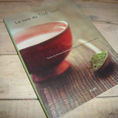 LIVRE DU THE VERT