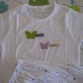 Un T-shirt "Papillons" pour un pyjama