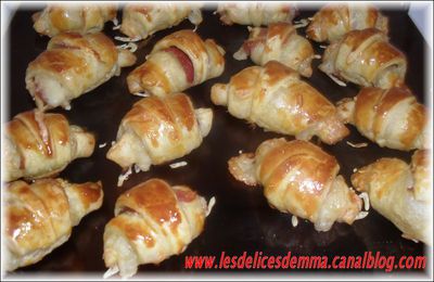 Mini croissants jambon fromage