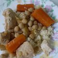 Tajine de poulet aux pois chiche et carottes 