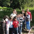 Les enfants autistes découvrent le jardinage(Pyrénées)