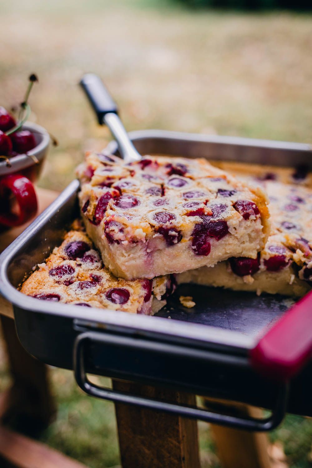 clafoutis aux cerises, clafoutis crémeux, comme un flan, recette d'été, estivale, recette facile, cerises