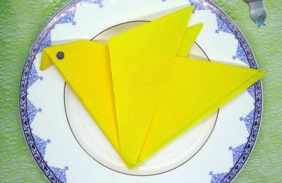 Pliage de serviettes: La colombe de Pâques