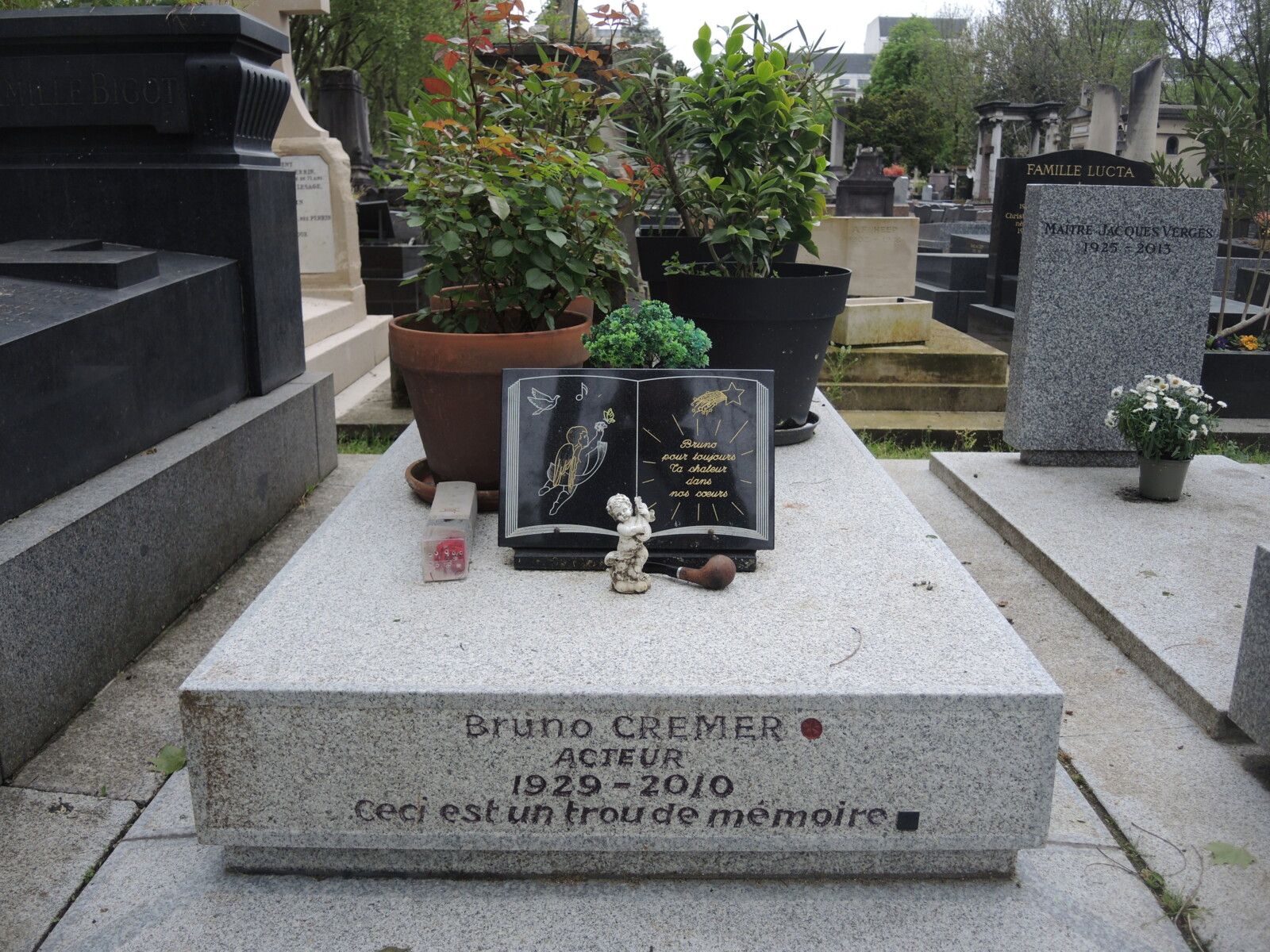 Paris, cimetière Montparnassse, tombe de Bruno Crémer (75)