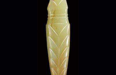 A rare celadon jade handle-shaped pendant, Late Shang dynasty
