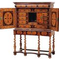 Cabinet à beau décor marqueté. Angleterre, XVIIème siècle